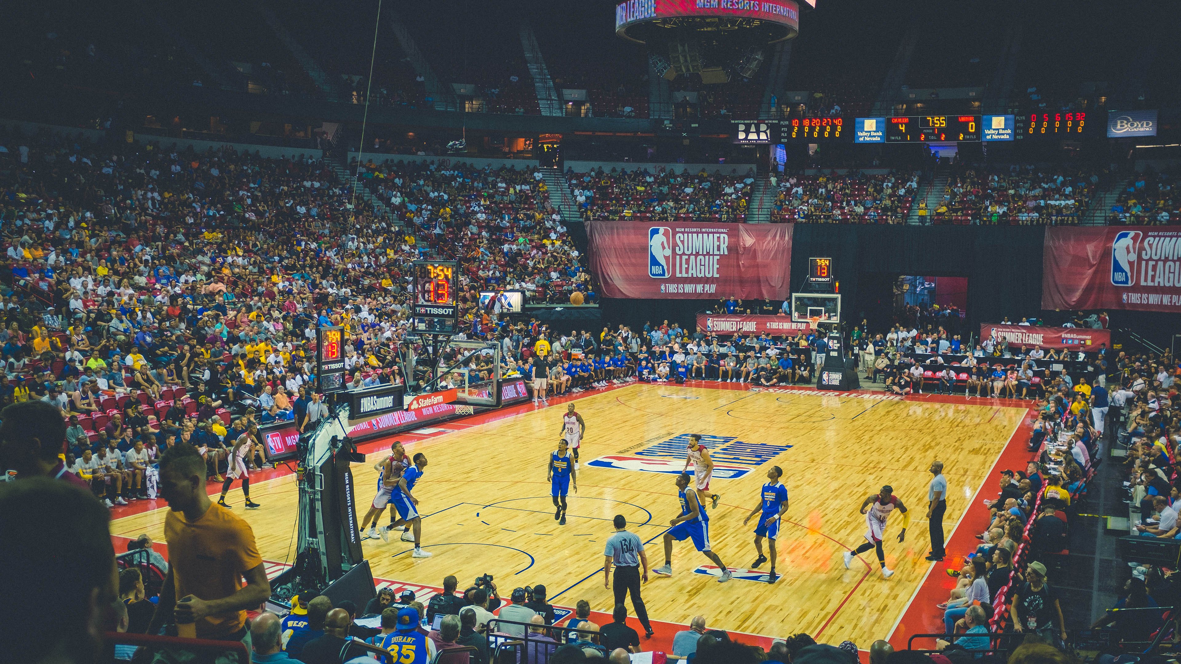 科里·简:全黑队进攻体系中的“快速突击手”